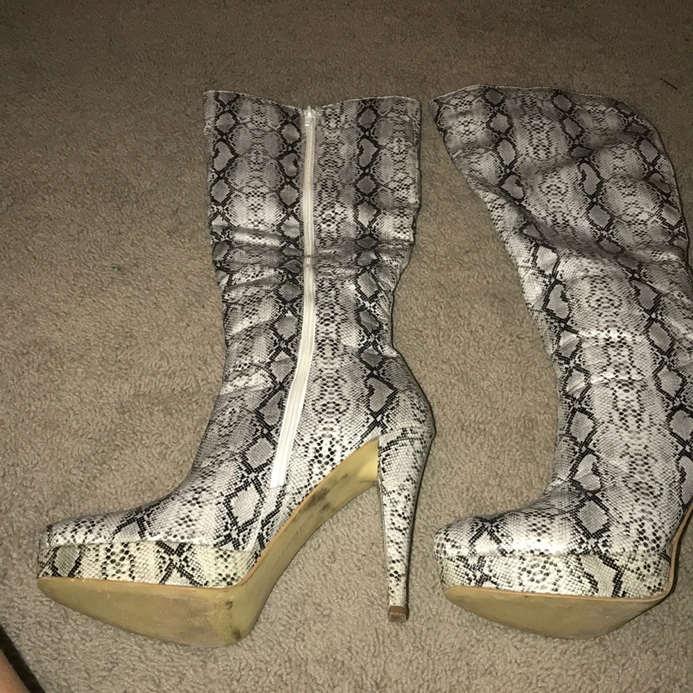 Stiletto Faux Snake Skin Boots